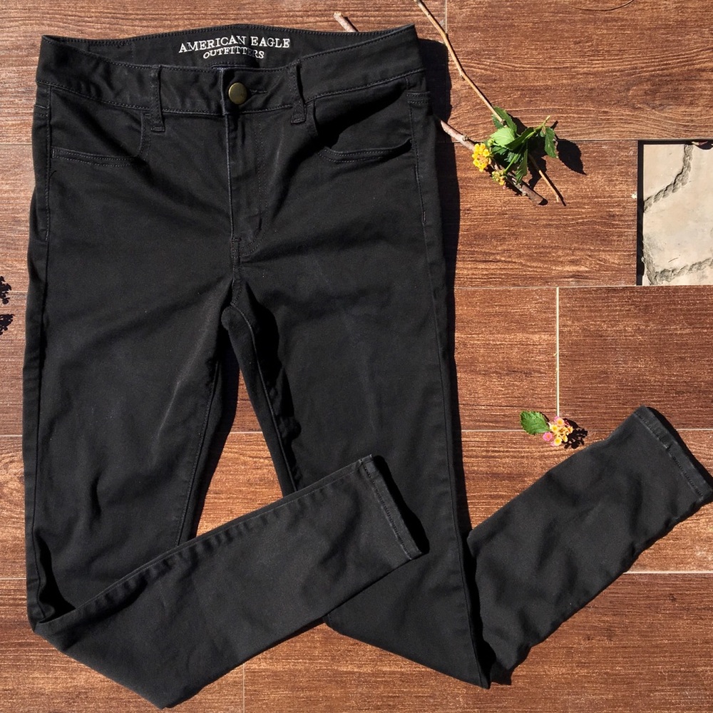 American Eagle black jeans!
